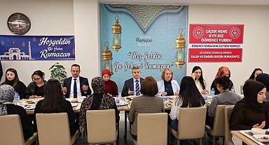 Artvin'de iftar sofrası gençlerle paylaşıldı