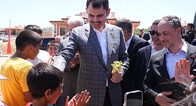 Bakan Kurum'dan milli maç öncesi Zey Köyü'nden anlamlı paylaşım