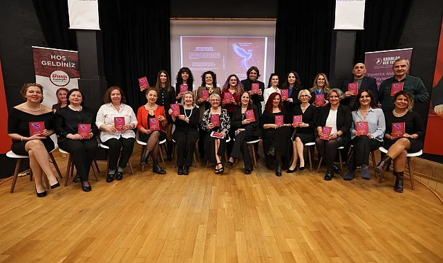 Bakırköy'de kadınların kaleminden "onsekizİNCİ" okurlarla buluştu