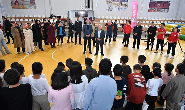 Başkan Memduh Büyükkılıç yürekleri ısıttı