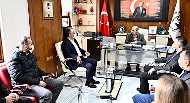 Başkan Uysal'dan Gazipaşa Kitap Fuarı'na ziyaret