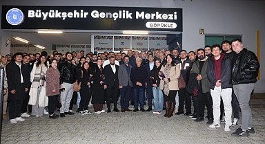 BaşkanBozbey, Görükle Gençlik Merkezi’nde Gençlerle Buluştu