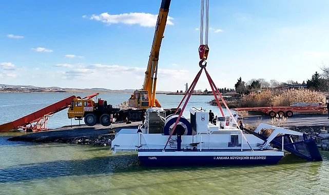 Başkent'in göletlerinde temizlik ve bakım sürüyor