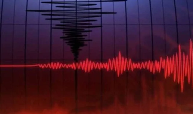 Bayram sabahı korkutan deprem