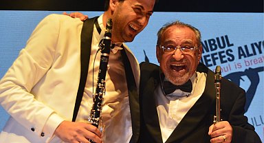 Bayram sabahlarına nefes verecek albüm