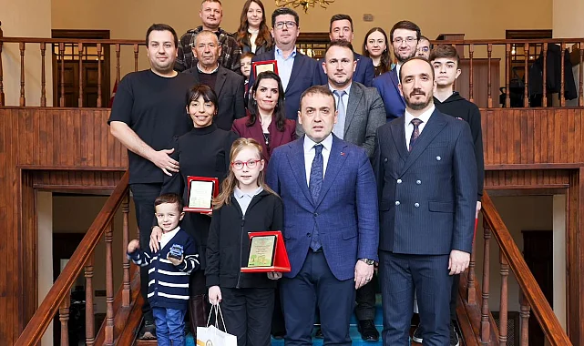 Bilecik'te 'yılın okurları' ödüllerine kavuştu