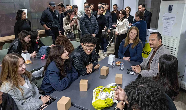 Bornova'da Gülşah Durbay Gençlik Merkezi'nde sıcak buluşma