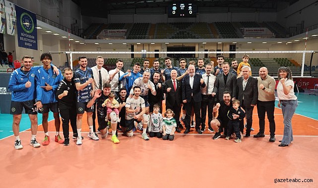 Bursa Büyükşehir Belediyespor, Fenerbahçe Medicana’yı 3-1 Mağlup Etti