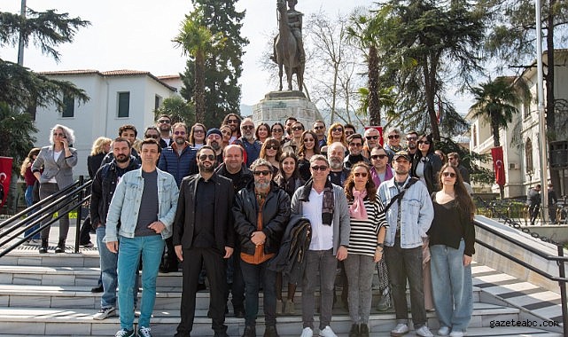 Bursa’da Dünya Tiyatro Günü Coşkuyla Kutlandı