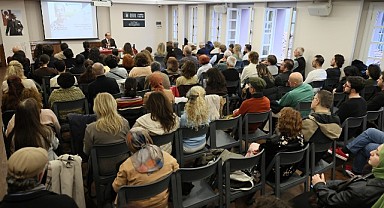 Bursa’da Felsefe Tutkunları ‘Kültür Fabrikası’nda Buluştu