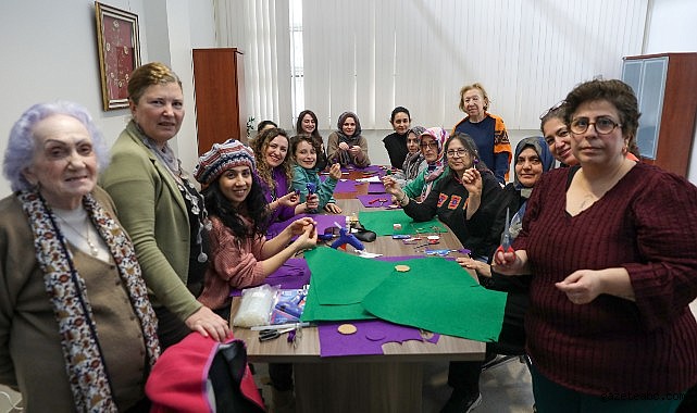 Bursa’da Kadınlar El Emeğiyle Dayanışma Gösterdi