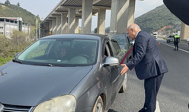 Bursa Gemlik'te Kaymakam Canbaba 'sensiz olmaz' diyerek uyardı
