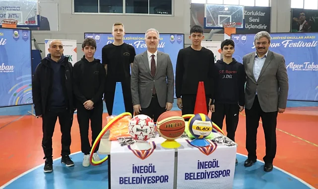 Bursa İnegöl'de 80 okula 700 bin TL'lik spor malzemesi desteği