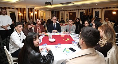 Bursa İnegöl'de gençler söz sahibi oluyor