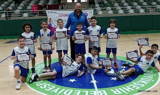 Bursa Kış Spor Okulları Altıncı Dönem Sertifikalarını Dağıttı