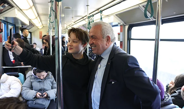 Bursa Nilüfer'de Başkan Özdemir'den mesai öncesi metro sürprizi