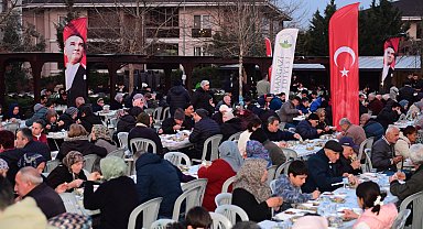 Bursa Osmangazi'de Gönül Sofraları Yenibağlar'da kuruldu