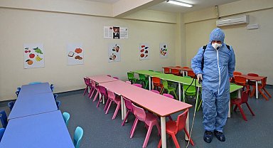 Bursa Osmangazi'de kreşlerde hijyen çalışmaları kesintisiz sürüyor