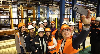 Bursa'da Başkan Bozbey'den kadın emekçilere anlamlı ziyaret