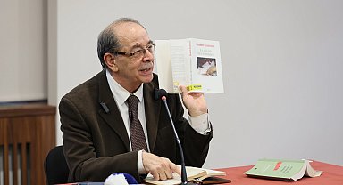 Bursa'da felsefe söyleşisine yoğun ilgi