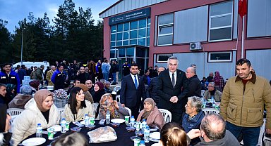 Bursa'da iftar bereketi Harmancık'ta yaşandı
