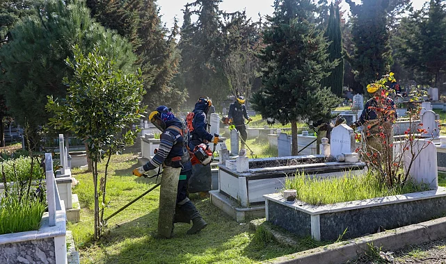 Bursa'da şehitlik ve mezarlıklara bayram hazırlığı