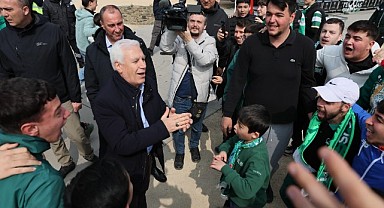 Bursaspor Taraftarları Dev Ekranlarda Maç Keyfi Yaşadı