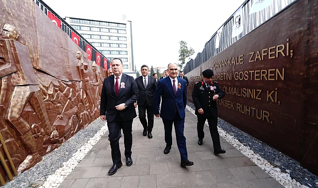 Çanakkale Zaferi'nin 111. yılında şehitler Manisa'da anıldı