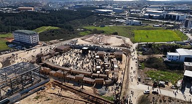 Çayırova Mekke Film Platosu, ziyaretçi akınına uğradı