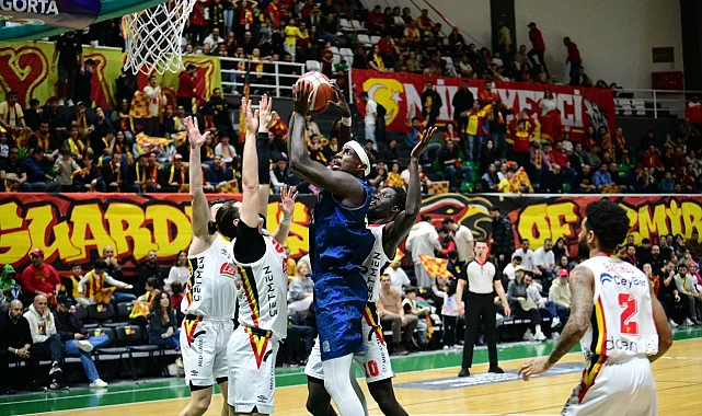 Çayırova şampiyonluk yolunda potada hata yapmadı