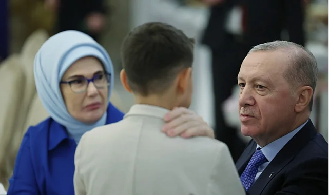 Cumhurbaşkanı Erdoğan çocuklarla iftar yaptı