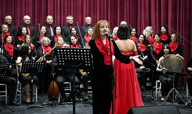 Dayanışmanın türküsü Bornova'da yükseldi