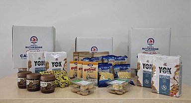 Denizli'de glütensiz gıda paketleri sahiplerine ulaştı