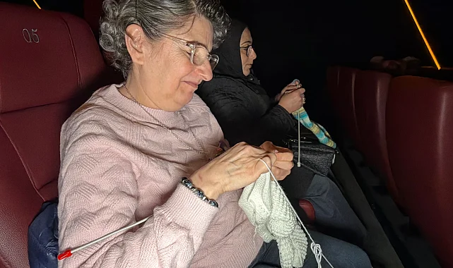 Düzce'de kadınlar hem ördü, hem üretti, hem de eğlendi