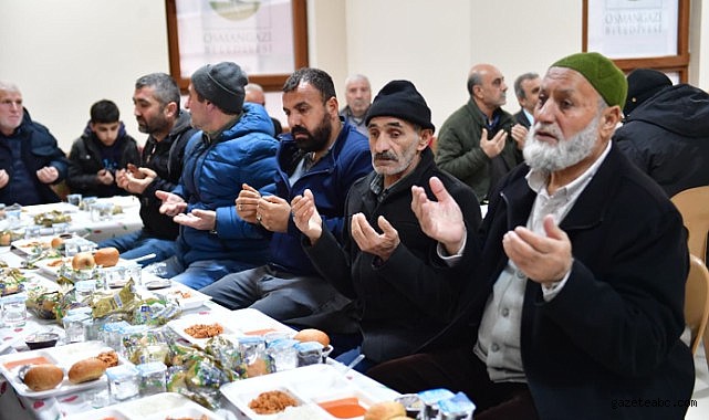 Emek Mahallesi’nde Ramazan Sofrası Kuruldu