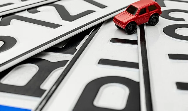Emniyet'ten APP plaka uyarısı: Cezası 140 bin TL