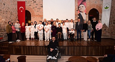 Engelli Çocuklar, Milli Günleri Anlamlı Gösterilerle Kutladı