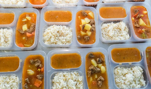 Erzincan'da ihtiyaç sahiplerine her gün iftar