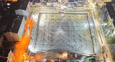 Eskişehir'de 5 bin metreküplük dev beton dökümü