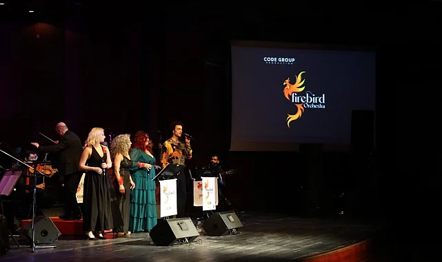 Eskişehir'de Firebird Orchestra konseri büyüledi