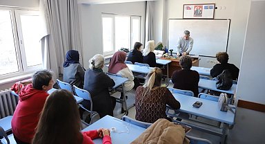 Eskişehir'de kadınlara evde tamir kursu tamamlandı