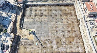 Eskişehir'de Kurtuluş Kapalı Pazar Yeri'nde çalışmalar hızla ilerliyor