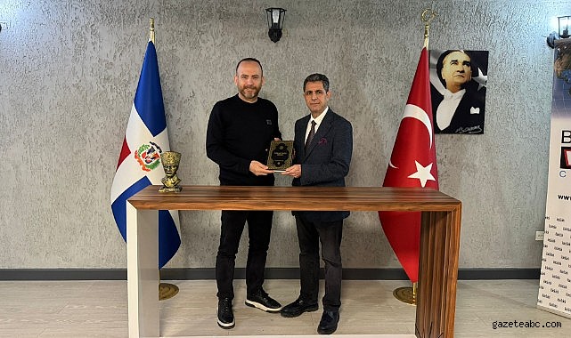 Gazeteci Mehmet Çetinkaya’dan Konsolos Ömer Aydoğdu’ya Ziyaret