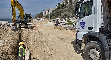 Gemlik Sahilinde Altyapı Atağı