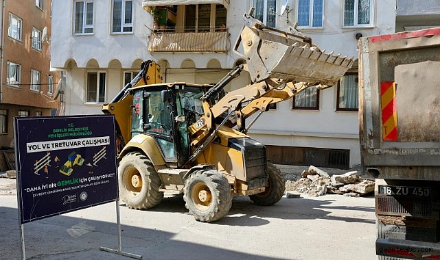 Gemlik’te Kaldırım Düzenleme Çalışmaları Başladı