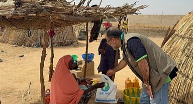 Help Yetim'den Nijerya Kano'da savaş mağdurlarına kurban eti, zekat ve eğitim desteği