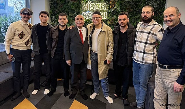 İki Alman Genç, Ramazan’ı Coşkuyla Bursa’da Geçirdi