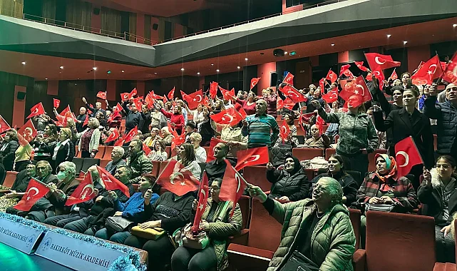 İstanbul Bakırköy'de Çanakkale ruhu türkülerle yaşatıldı