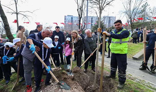İstanbul Bakırköy'de minik eller can verdi