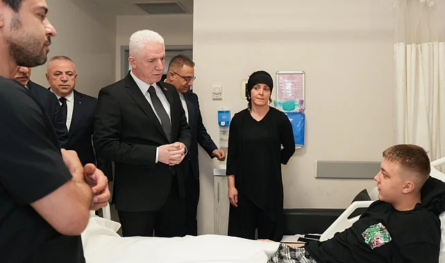 İstanbul Valisi Gül'den yaralı liseliye ziyaret